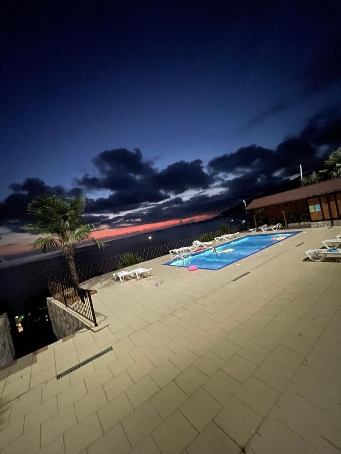 Astan Hotel Gagra Exteriér fotografie